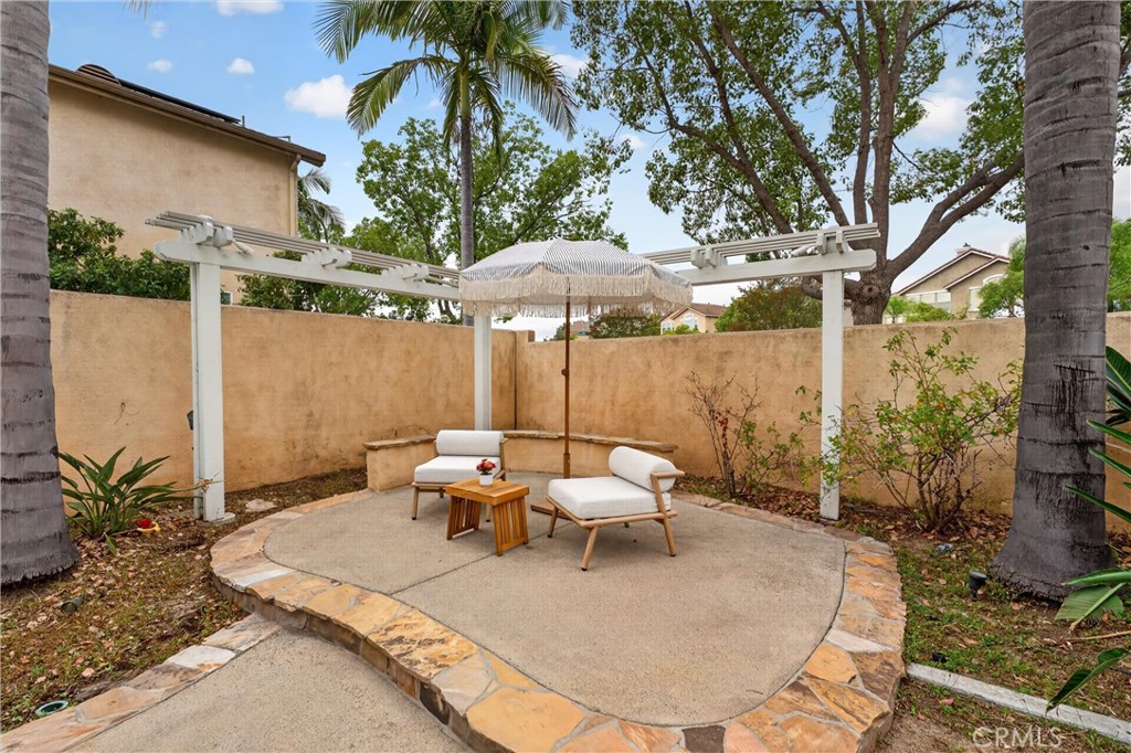 1002 Kemp Dr
