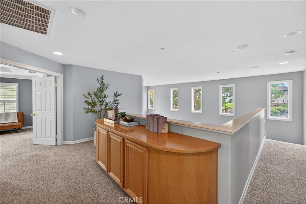 1002 Kemp Dr