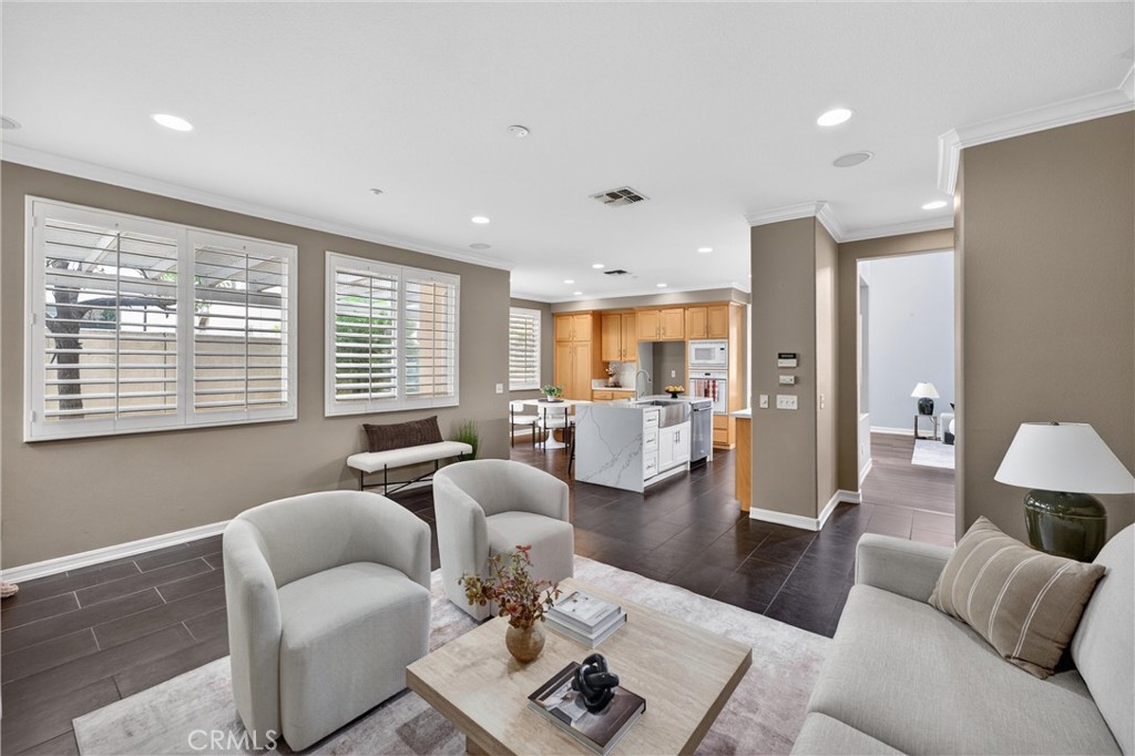 1002 Kemp Dr