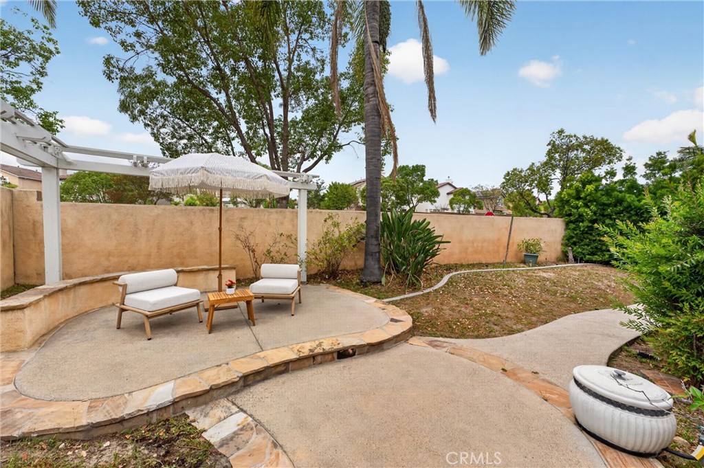 1002 Kemp Dr