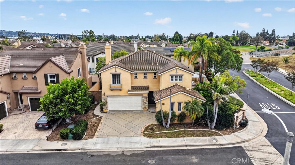 1002 Kemp Dr