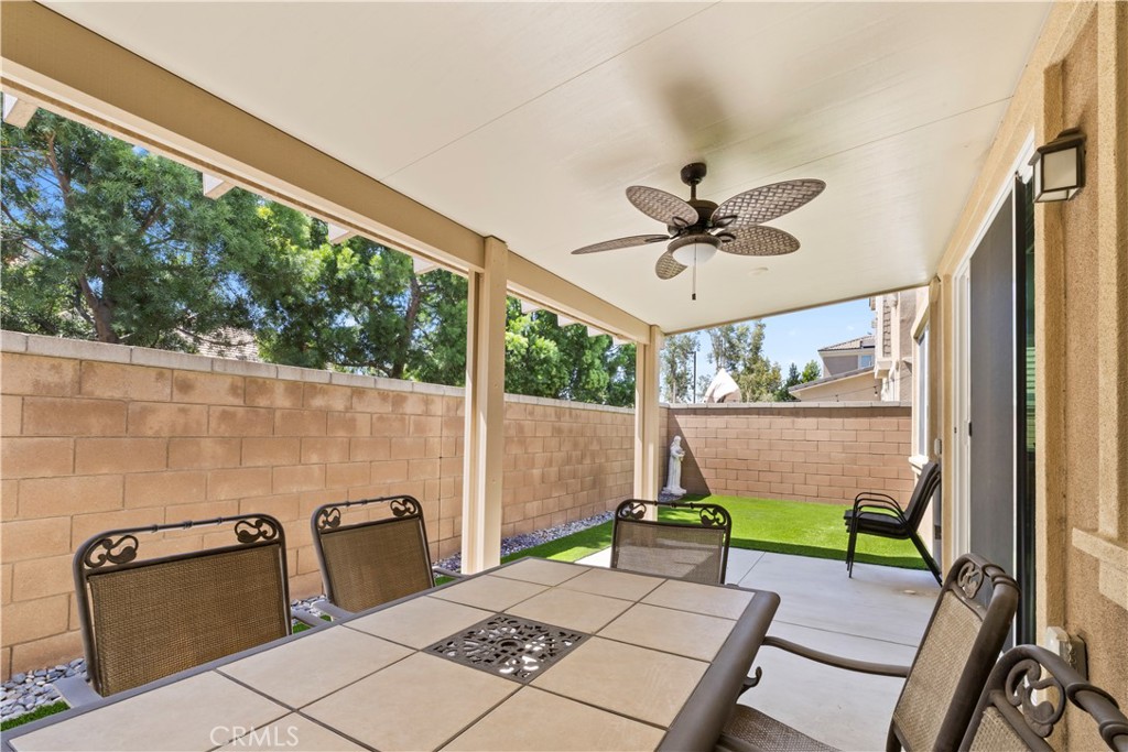 3147 E Yellowstone Drive