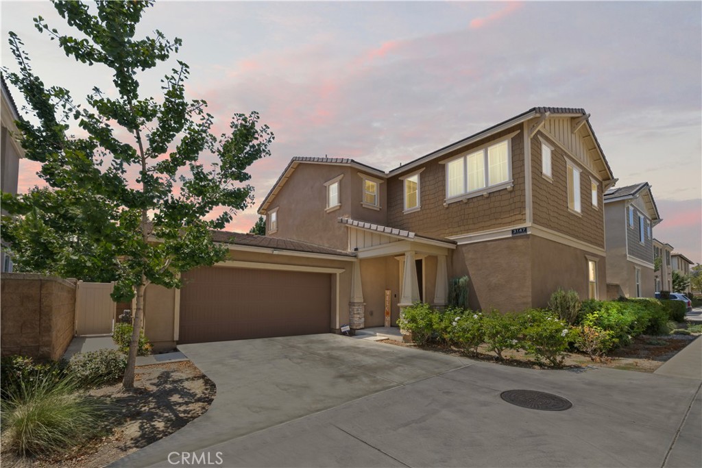 3147 E Yellowstone Drive