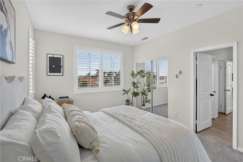 1115 N Vecino