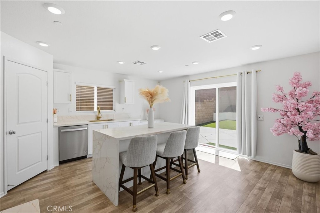 8252 Peachwillow Court