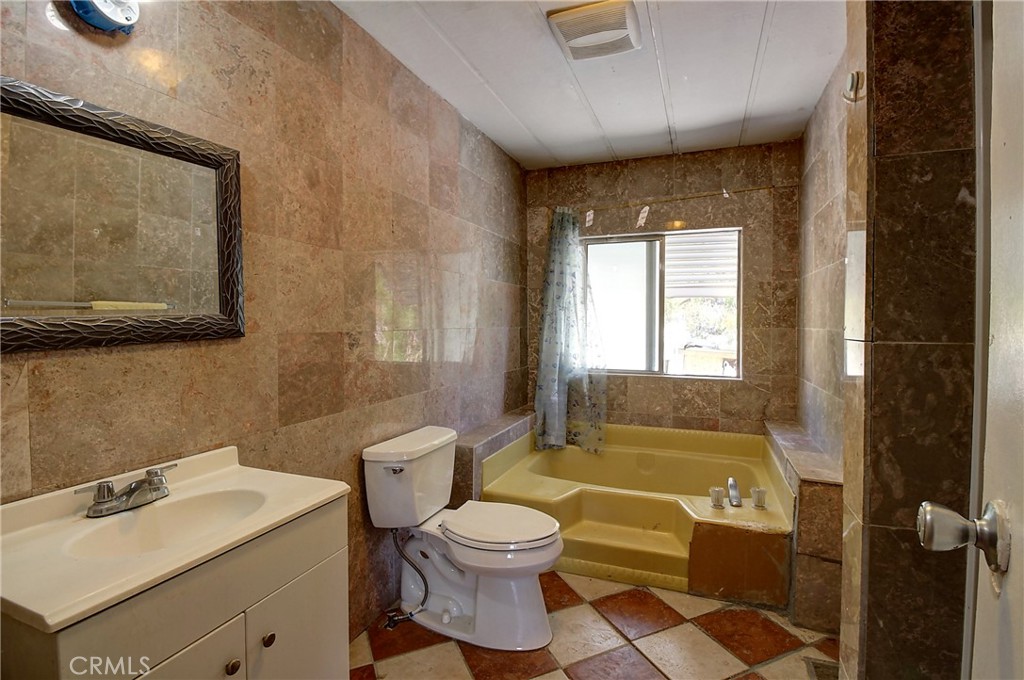 58525 La Colina Lane
