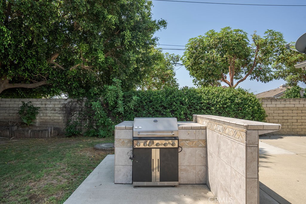 5492 Westmoreland Drive