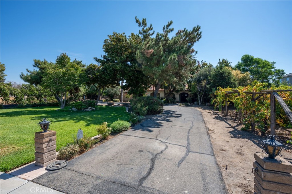 3730 N Armstrong Avenue