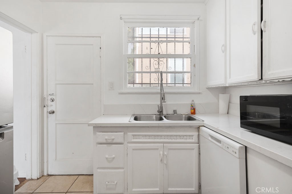 4479 W 61st Street