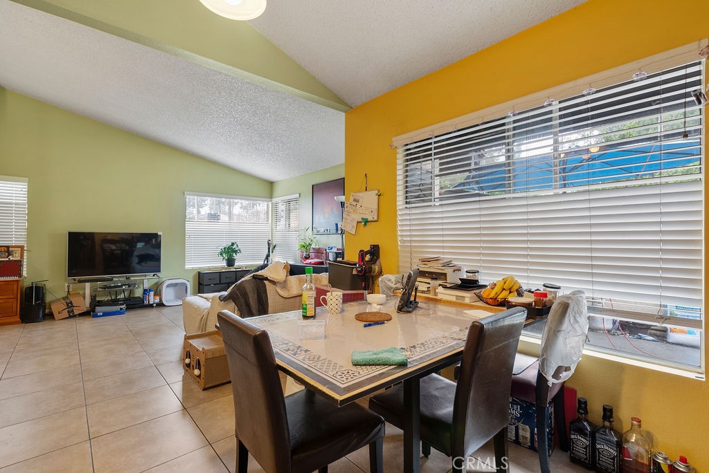 2734 Amanda Street B