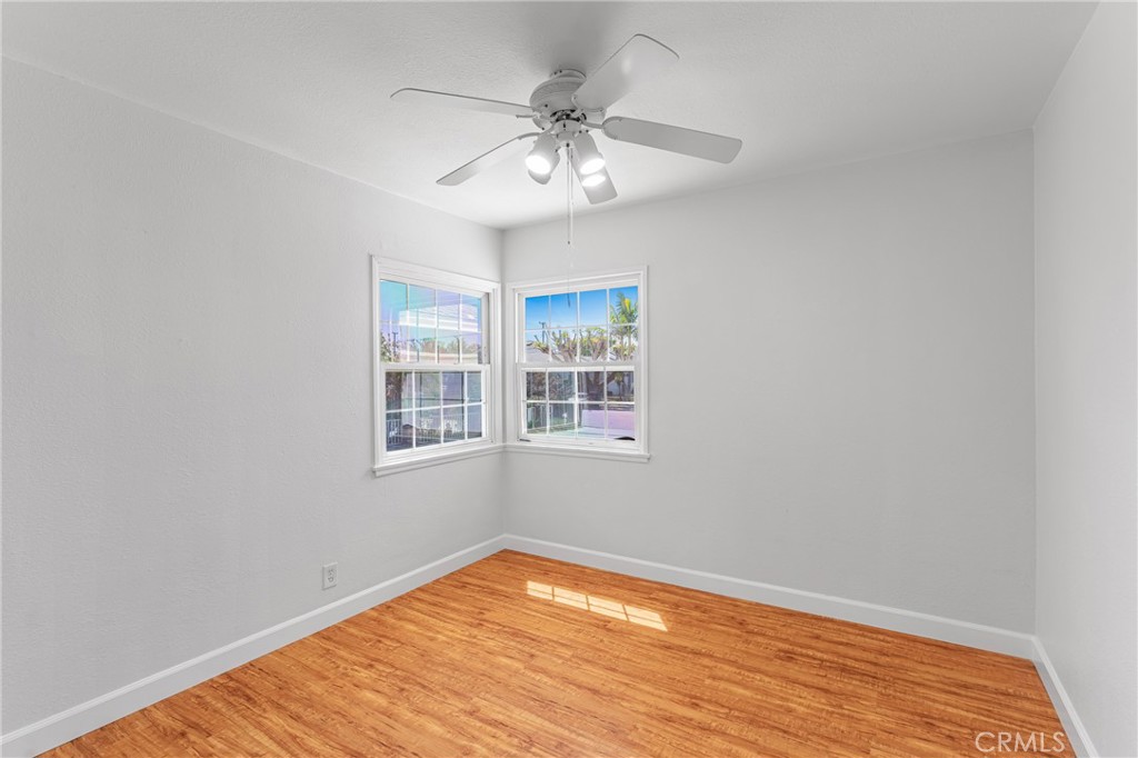 11542 Robert Lane