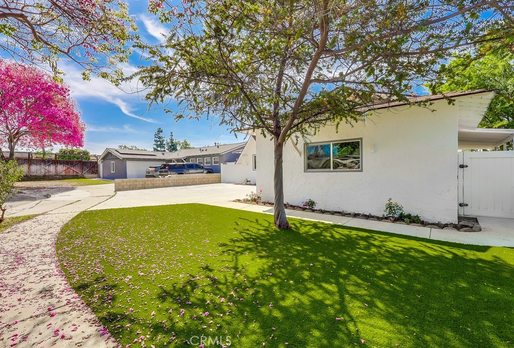 2020 Wilshire Avenue