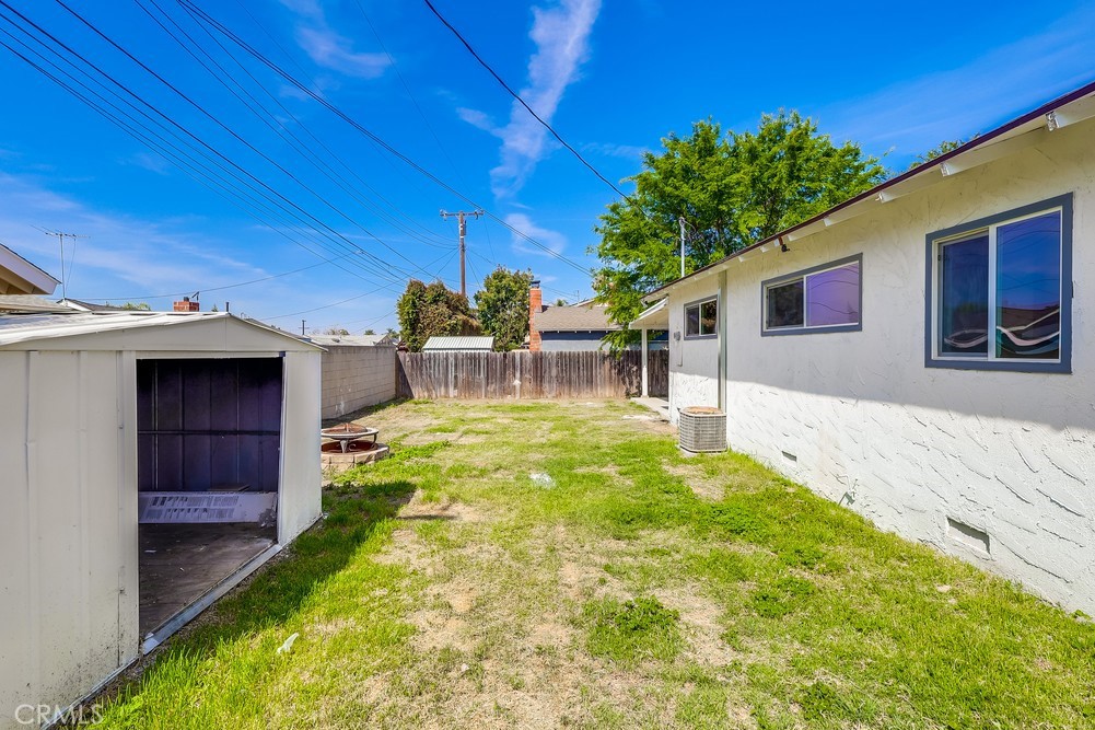 2020 Wilshire Avenue