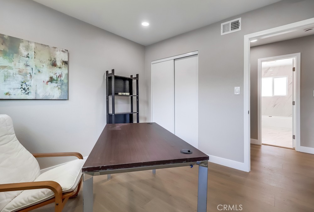 2020 Wilshire Avenue