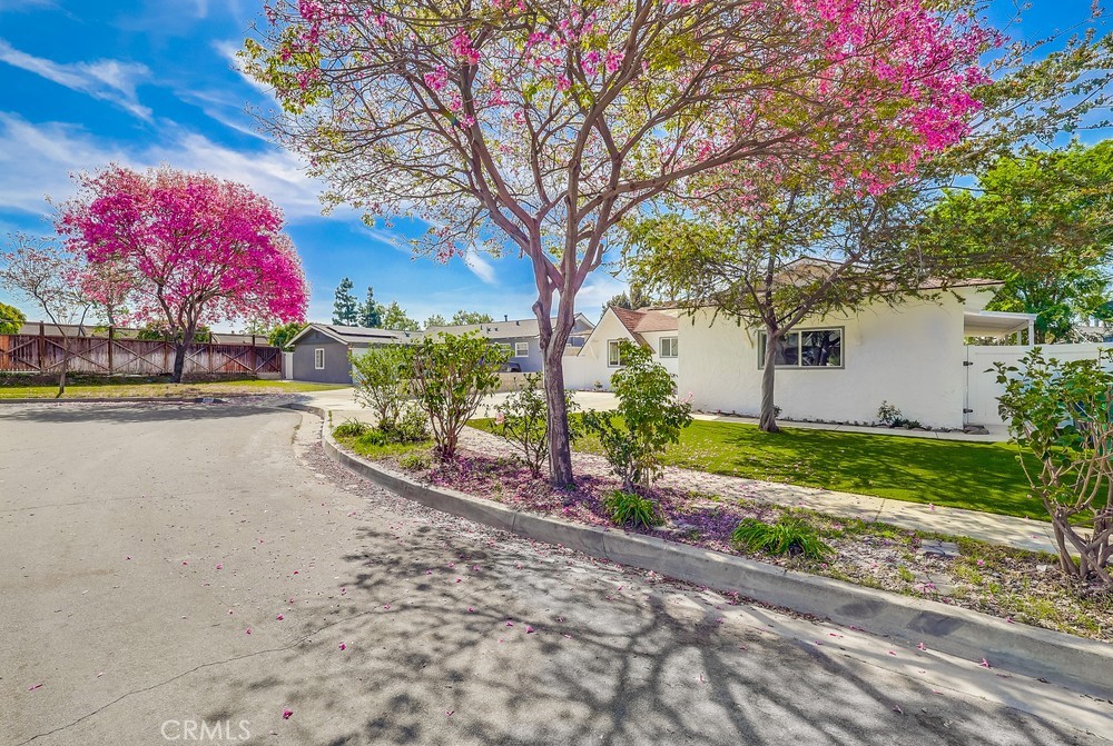 2020 Wilshire Avenue