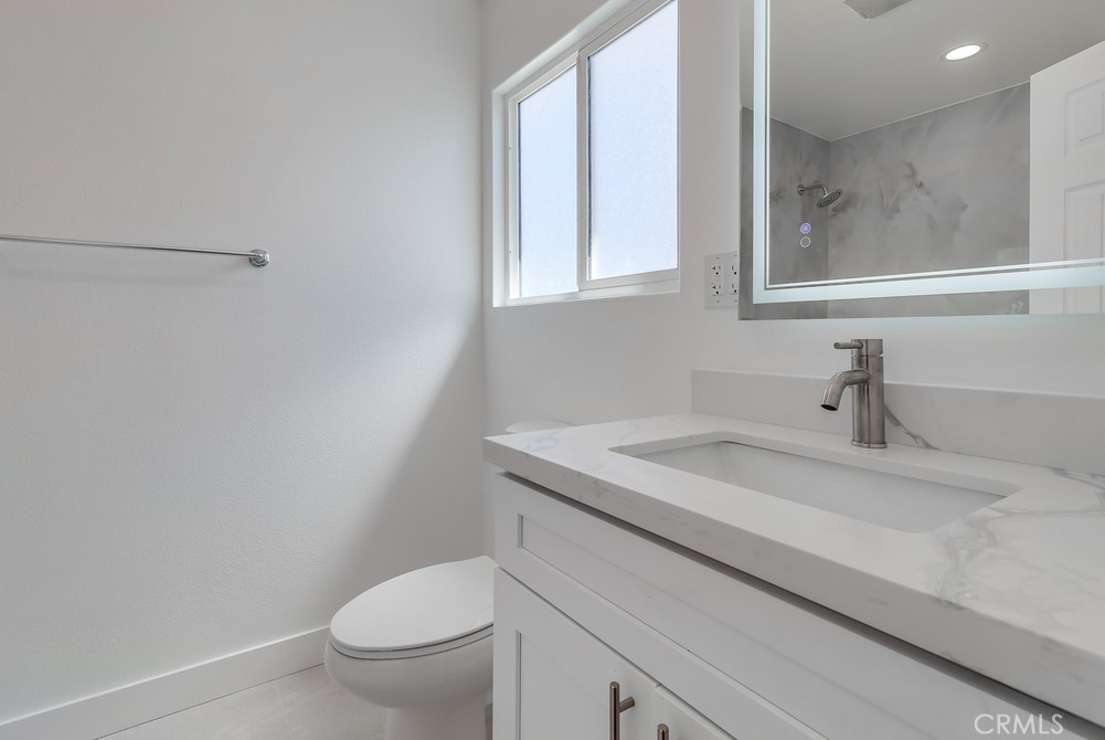 2020 Wilshire Avenue