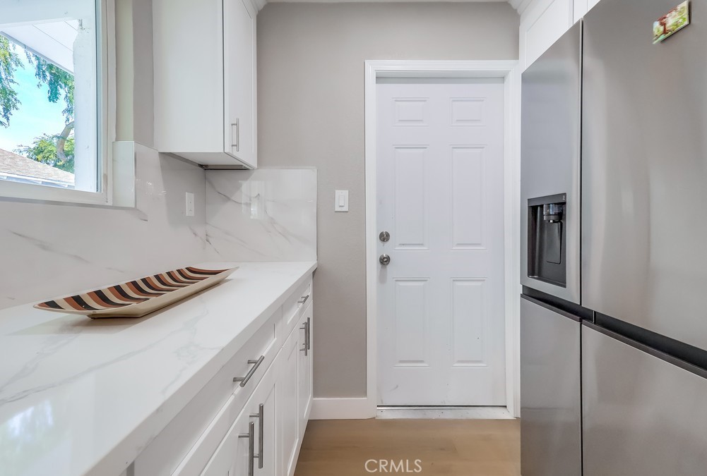 2020 Wilshire Avenue