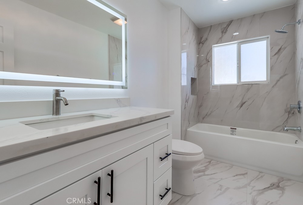 2020 Wilshire Avenue