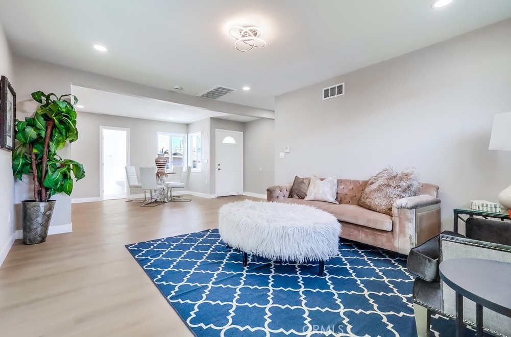 2020 Wilshire Avenue