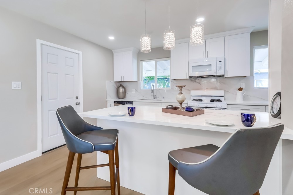 2020 Wilshire Avenue