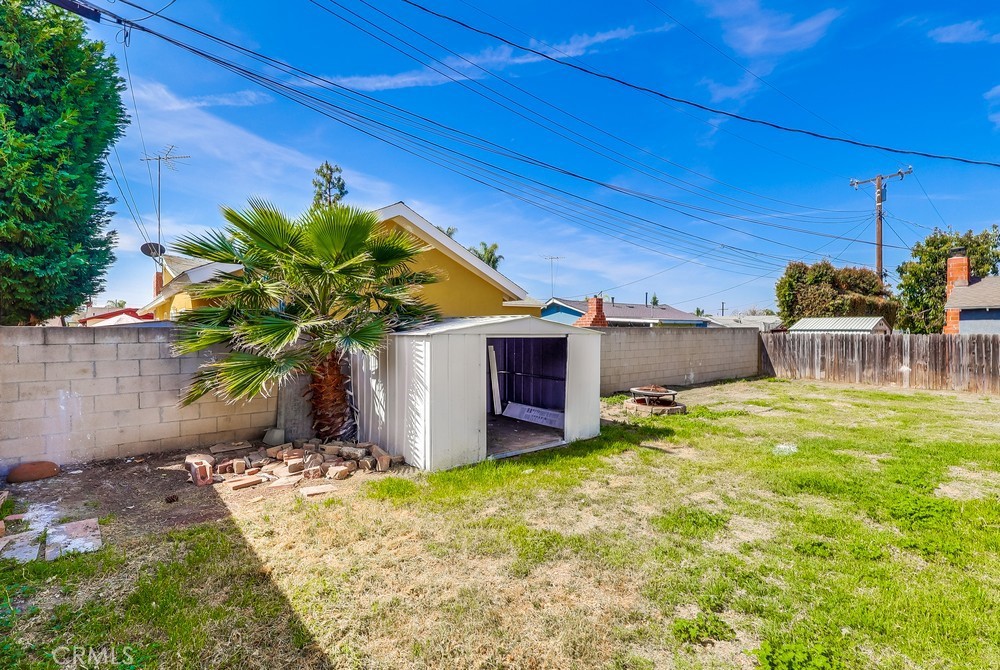 2020 Wilshire Avenue