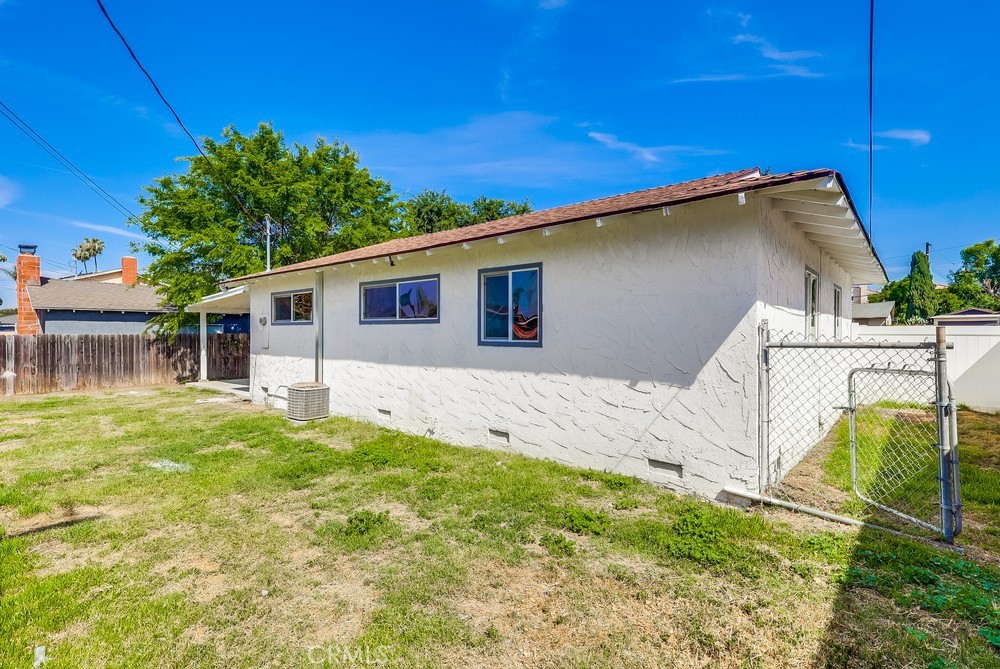 2020 Wilshire Avenue