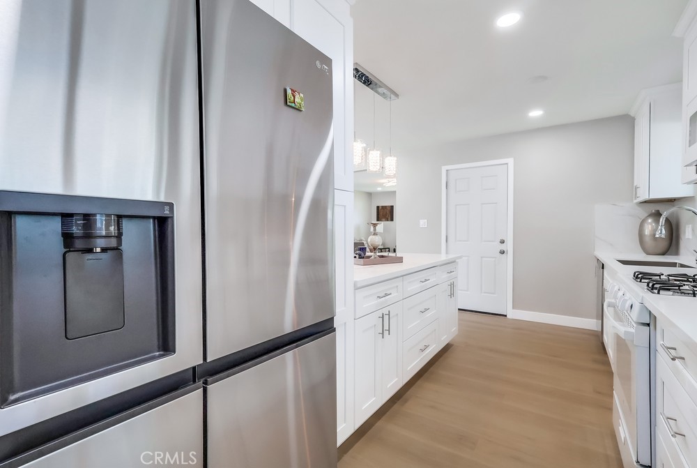 2020 Wilshire Avenue