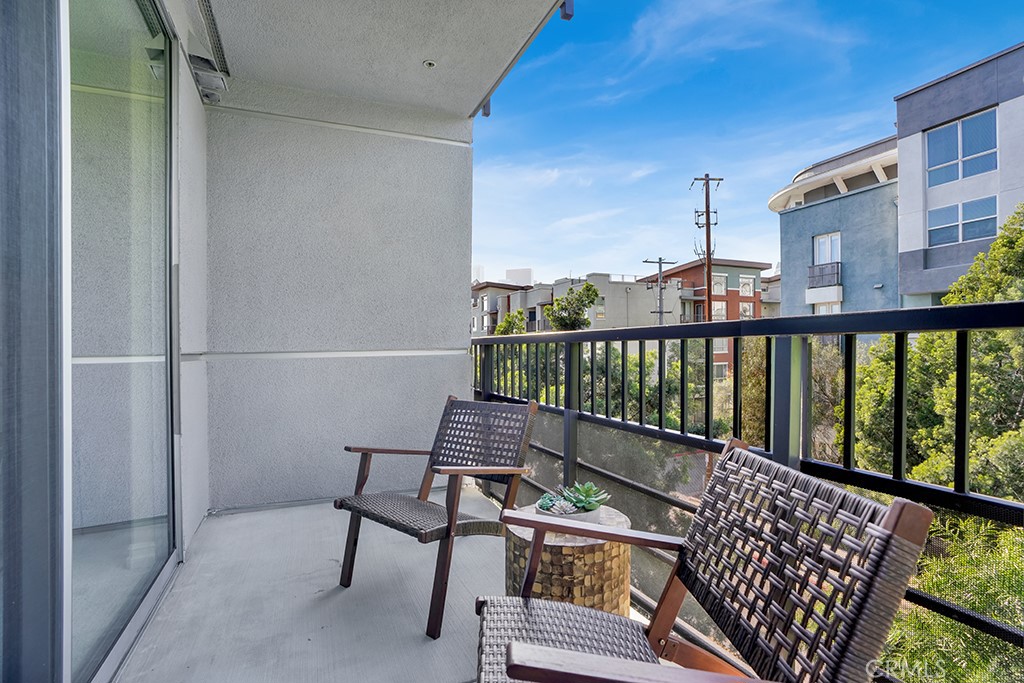 629 Traction Avenue 312