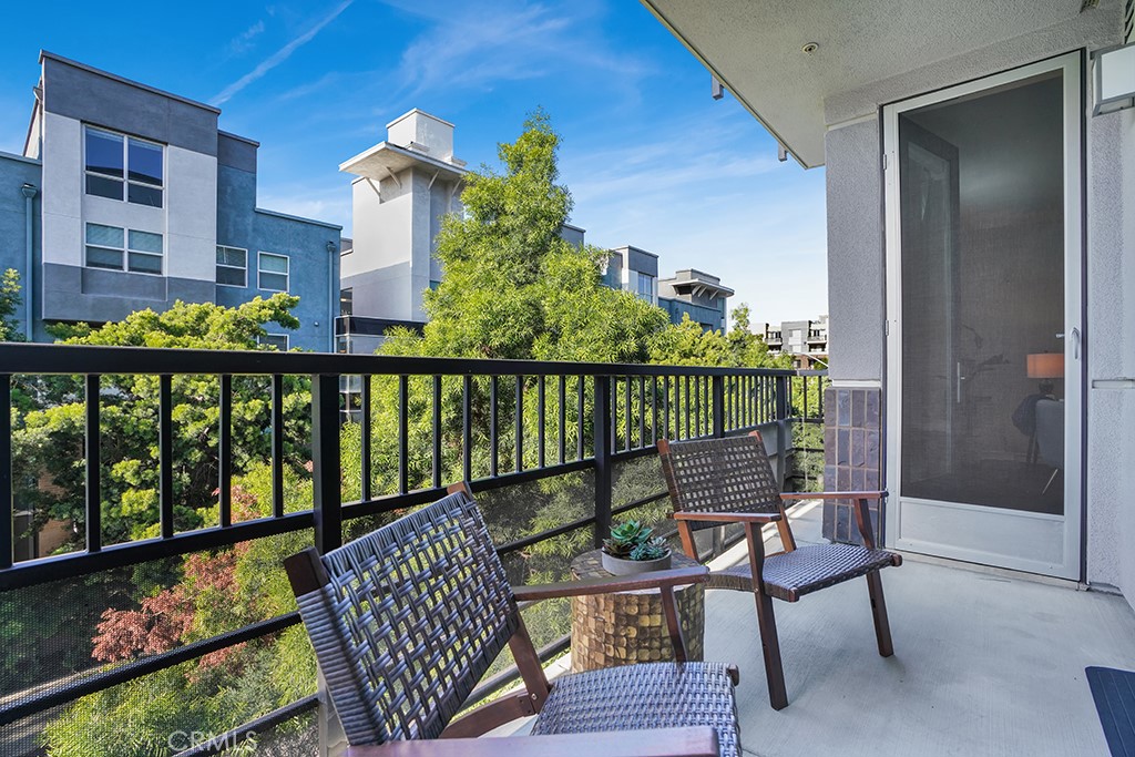 629 Traction Avenue 312