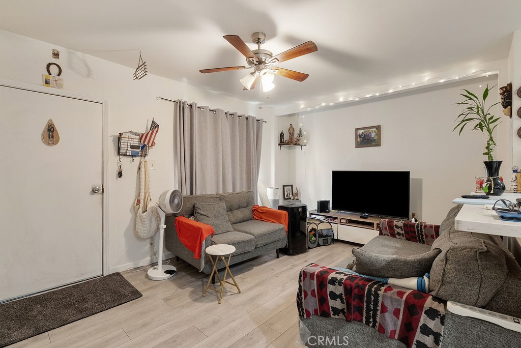 2719 Folsom