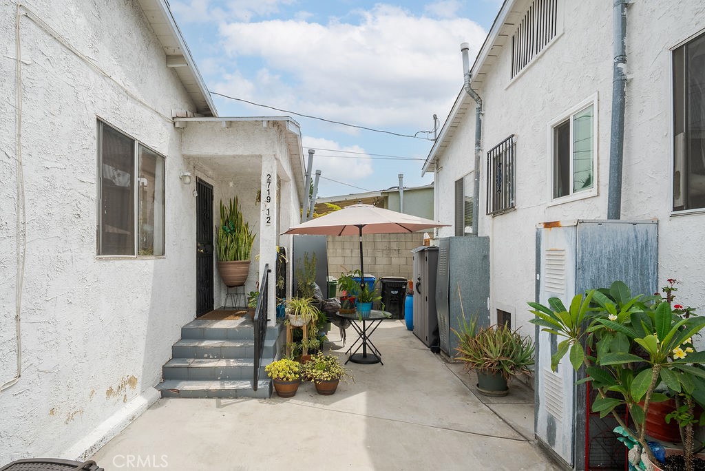 2719 Folsom