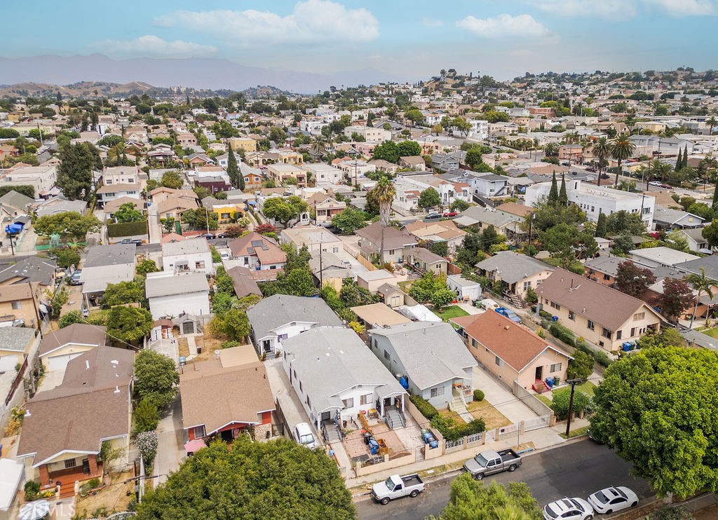 2719 Folsom