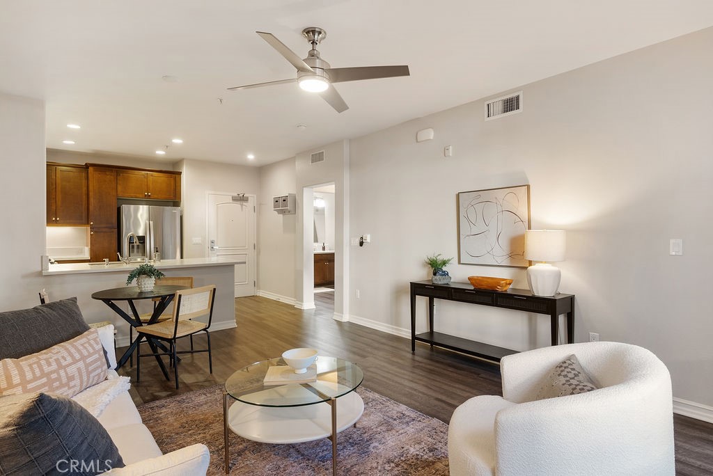 629 Traction Avenue 312