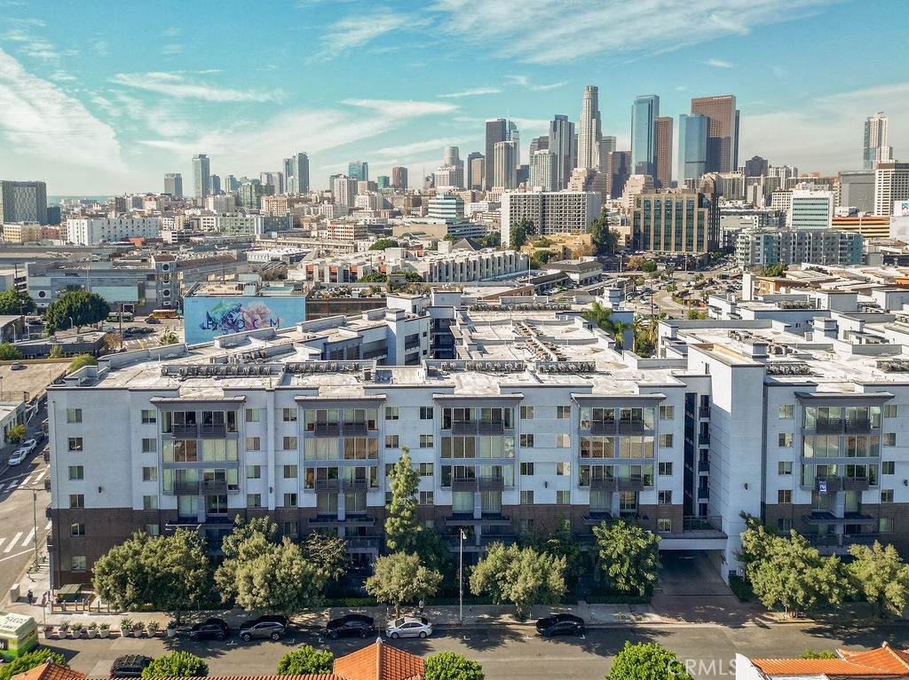 629 Traction Avenue 312