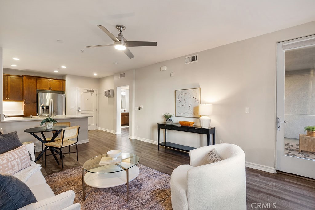 629 Traction Avenue 312