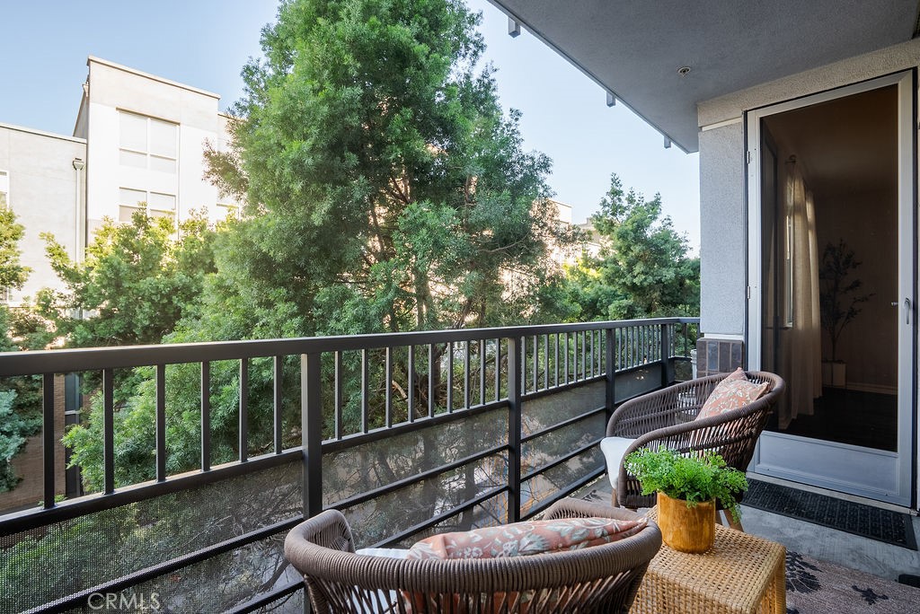 629 Traction Avenue 312