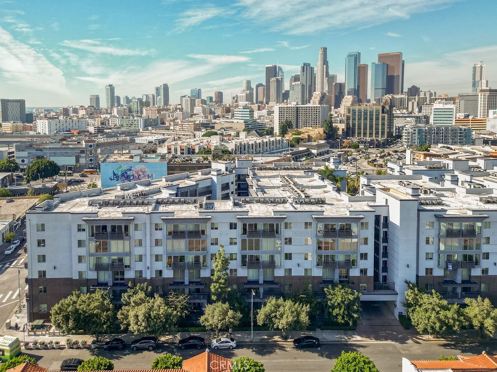 629 Traction Avenue 312