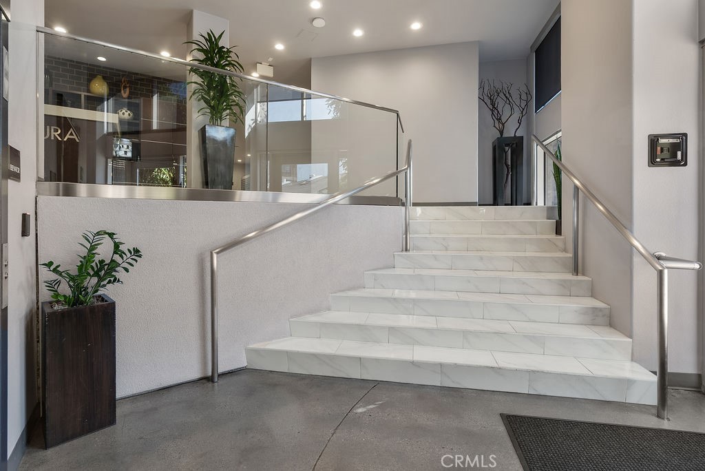 629 Traction Avenue 312