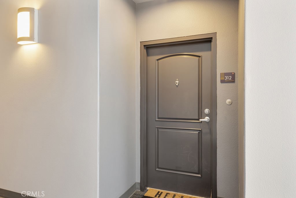 629 Traction Avenue 312