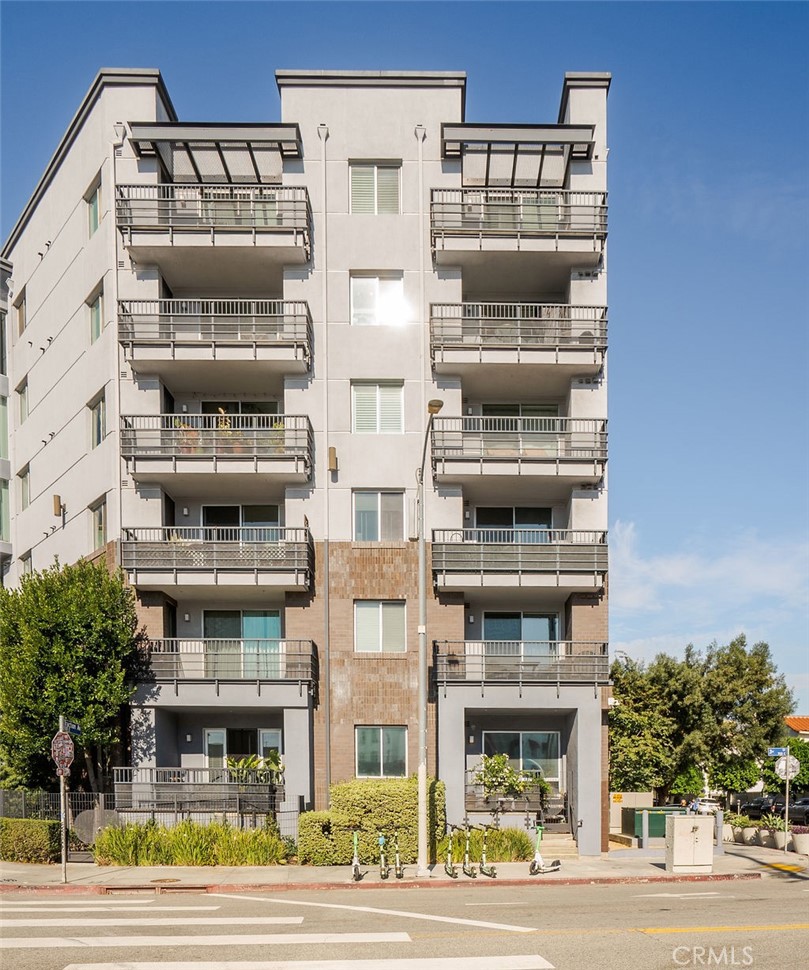 629 Traction Avenue 312