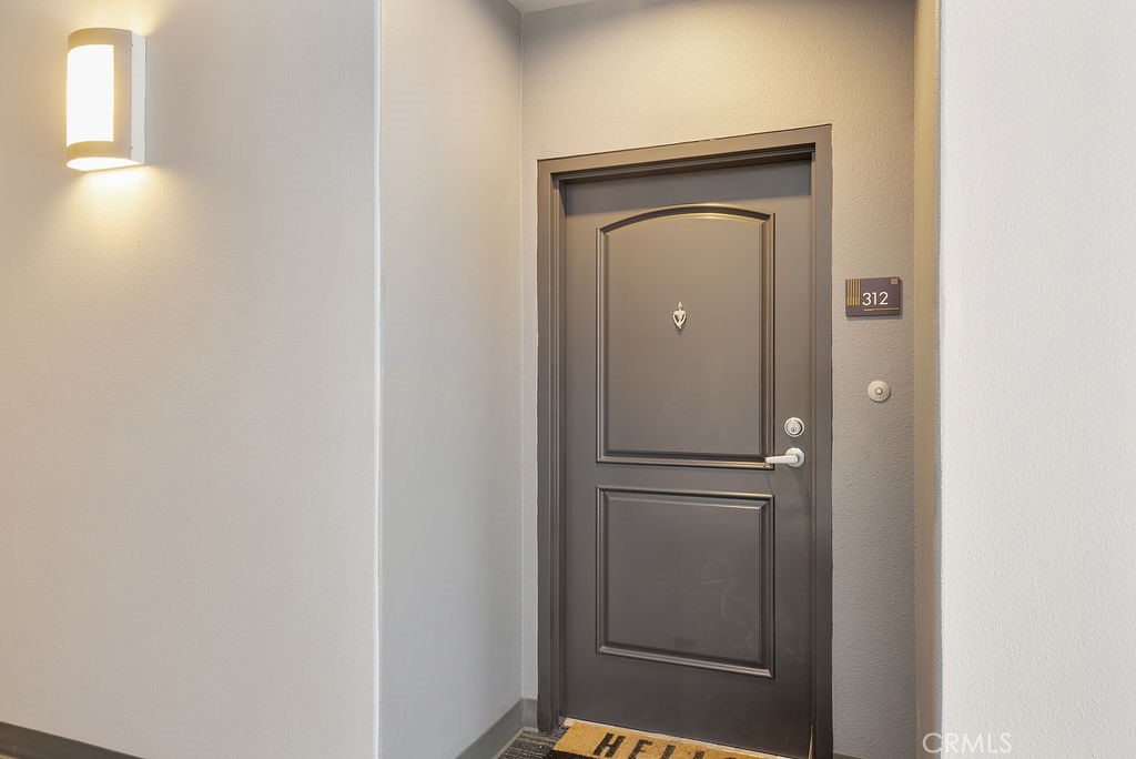 629 Traction Avenue 312