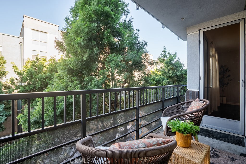 629 Traction Avenue 312