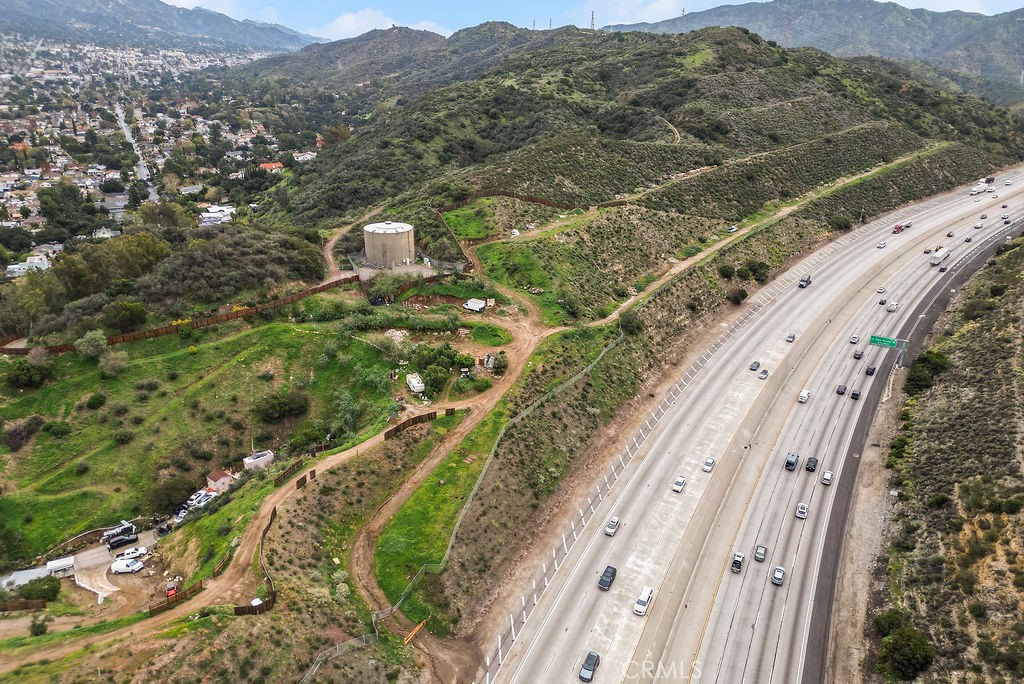 10200 Willow Springs