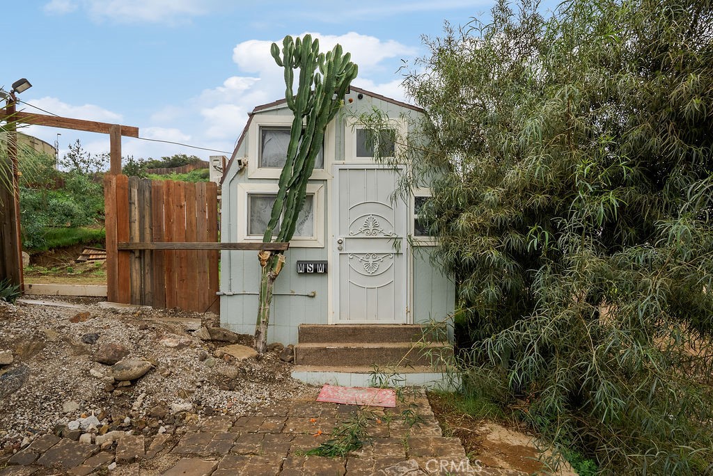 10200 Willow Springs