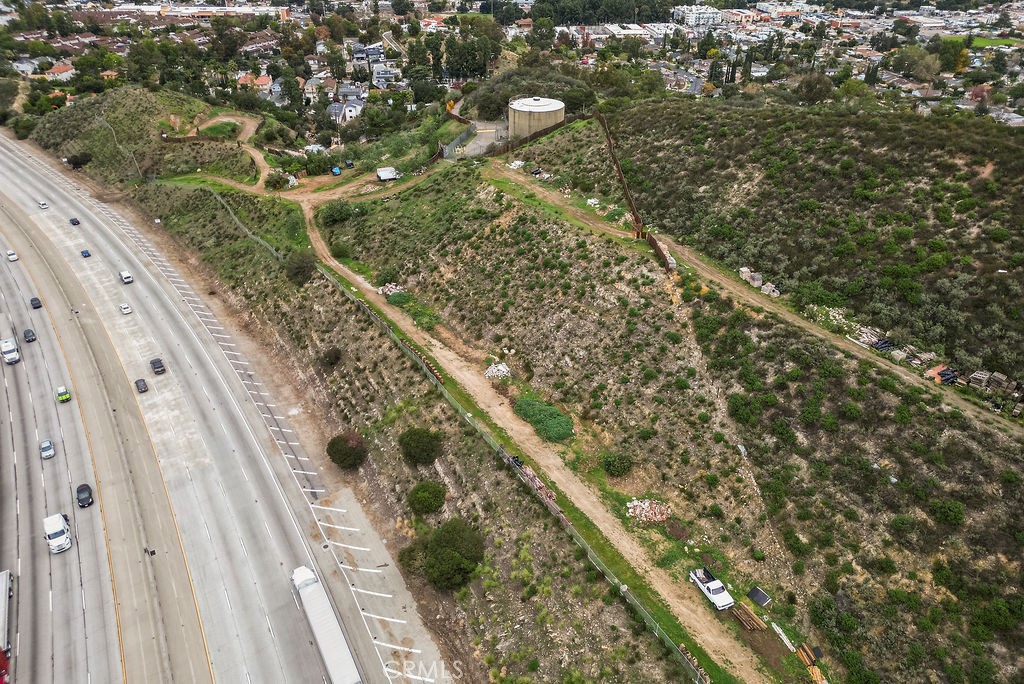 10200 Willow Springs