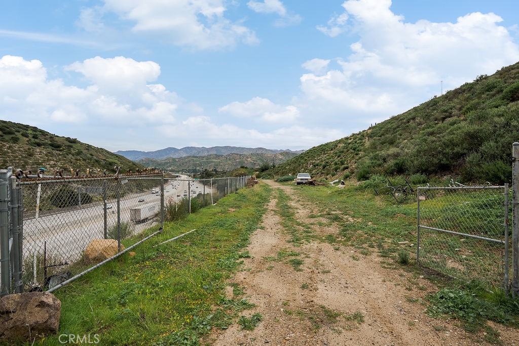 10200 Willow Springs