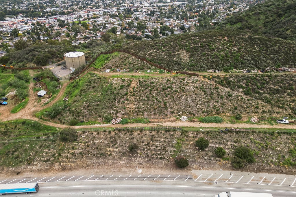 10200 Willow Springs