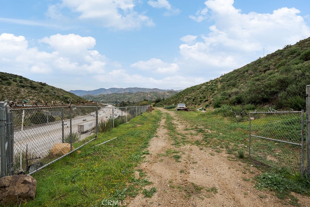 10200 Willow Springs