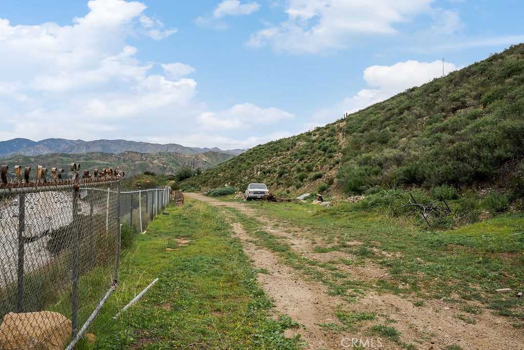 10200 Willow Springs