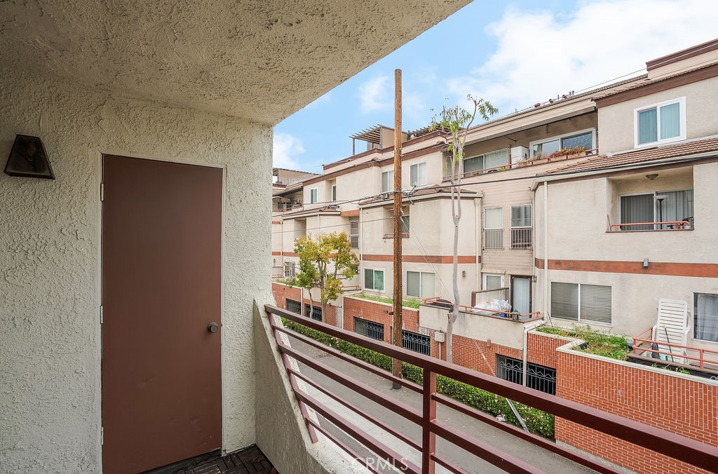 400 N Louise Street 205